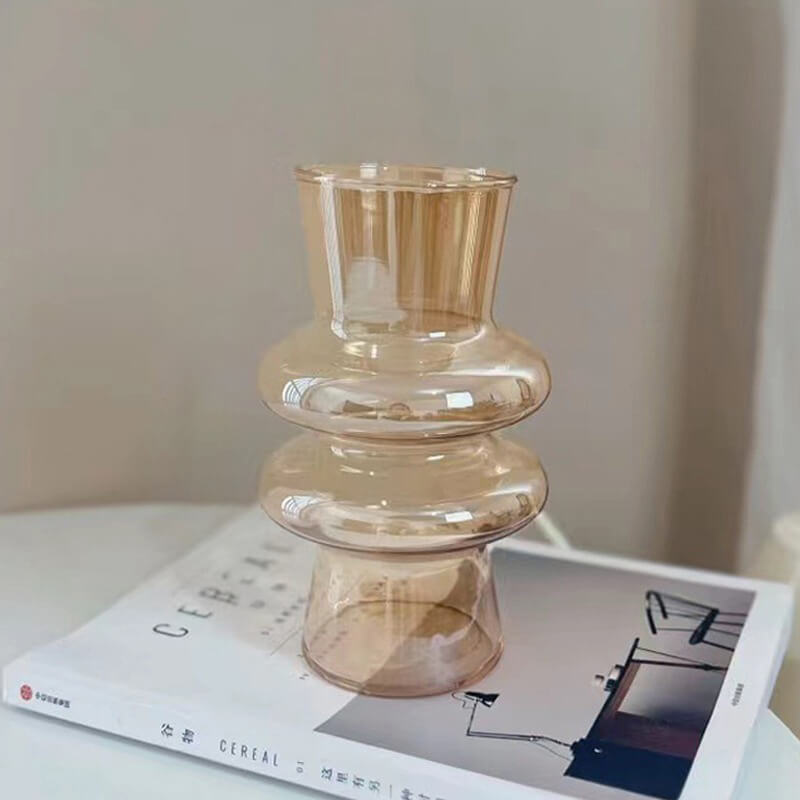 Wellenförmige Glasblumenvase