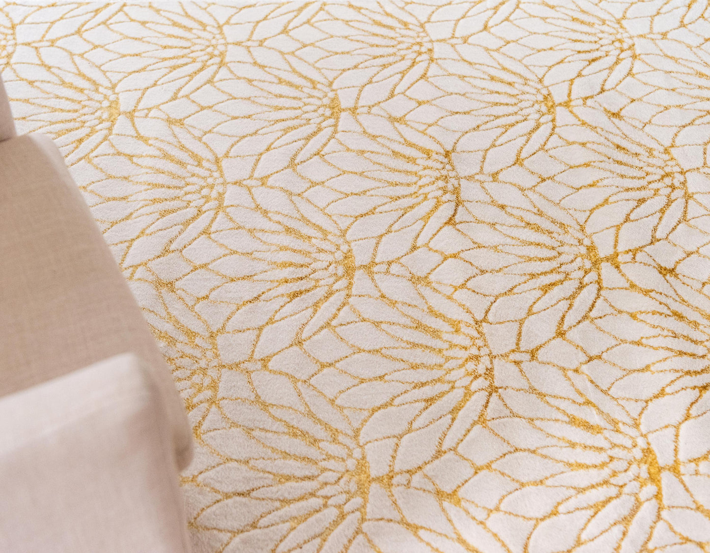 Frendorf | Floriva Lotusblumen-Teppich | Luxus-Design | Hochwertige Musterung | Wohn- & Schlafzimmer-Deko