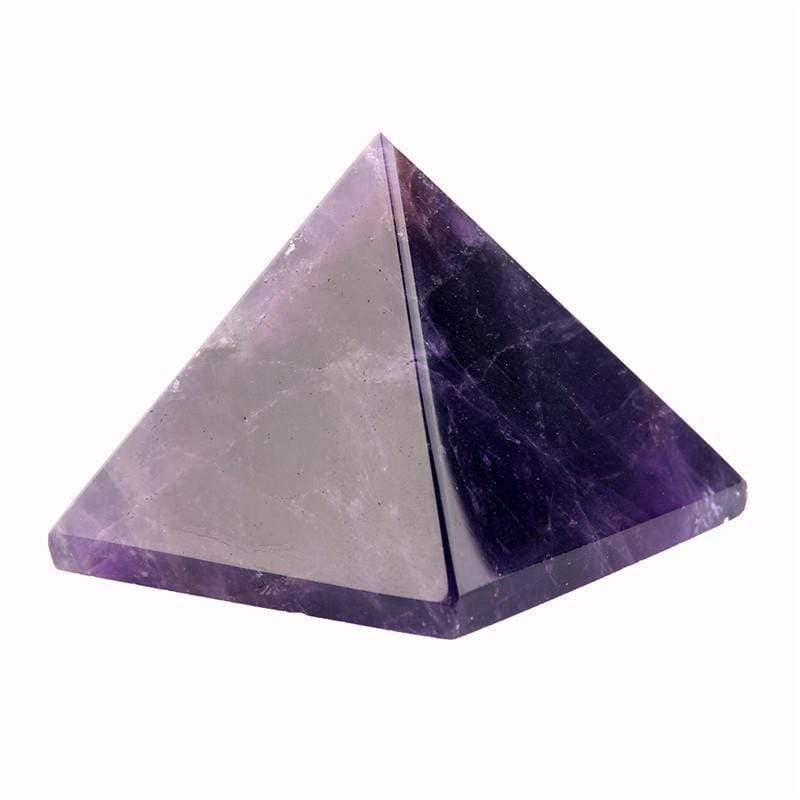Kristallgemeißelter Pyramide