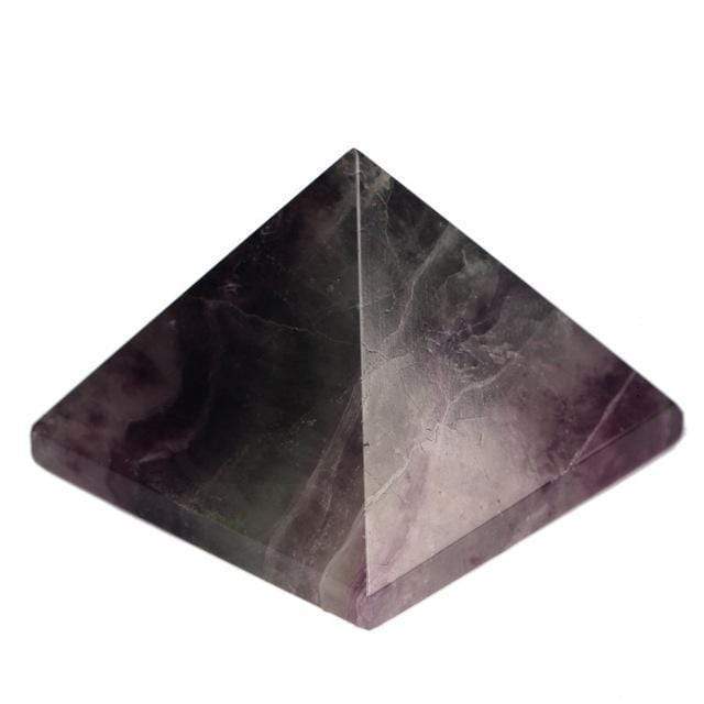 Kristallgemeißelter Pyramide