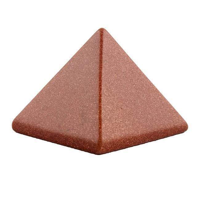 Kristallgemeißelter Pyramide