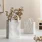 Weiße Tasche Porzellan Vase