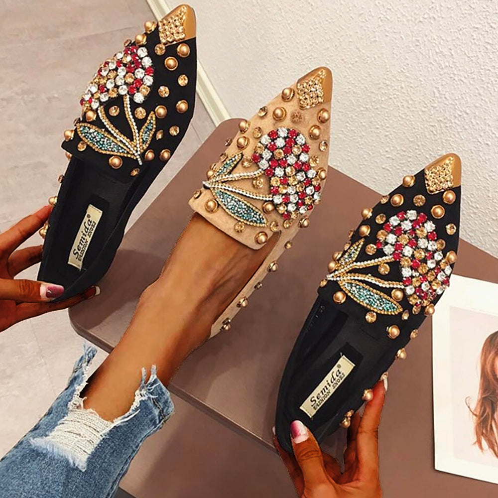 Frendorf | Luxuriöse flache Schuhe mit spitzer Spitze und Strasssteinen aus Kirschmetall