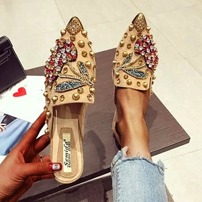 Frendorf | Luxuriöse flache Schuhe mit spitzer Spitze und Strasssteinen aus Kirschmetall