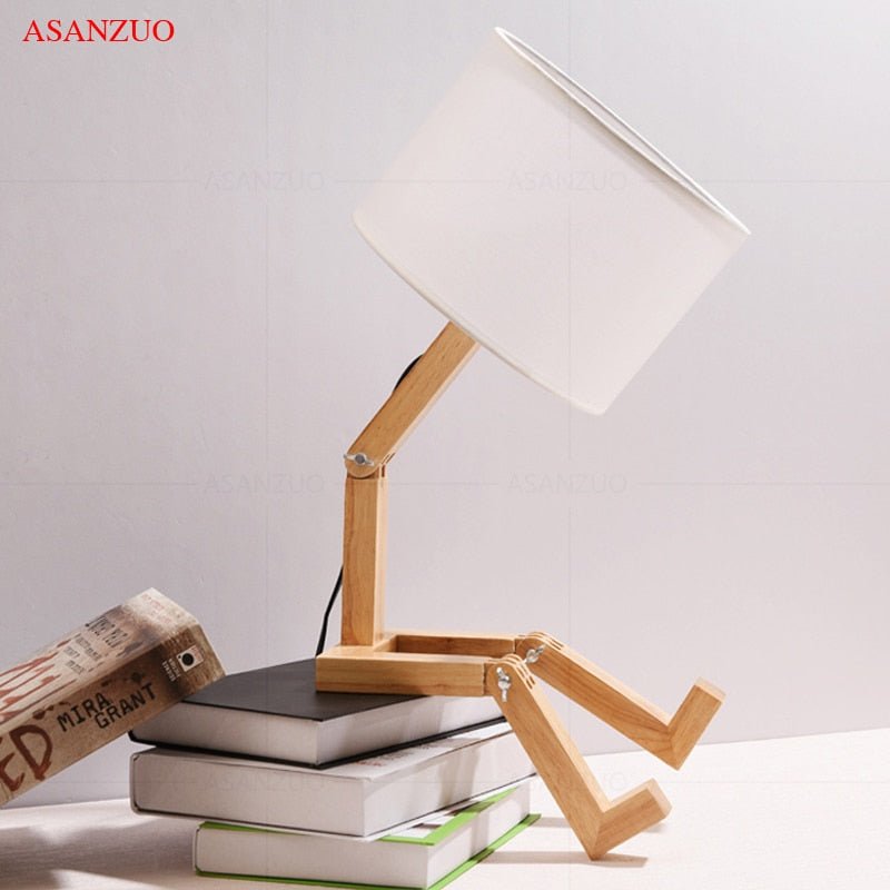 Holz Junge Form LED Tischlampe Schreibtisch Ornament