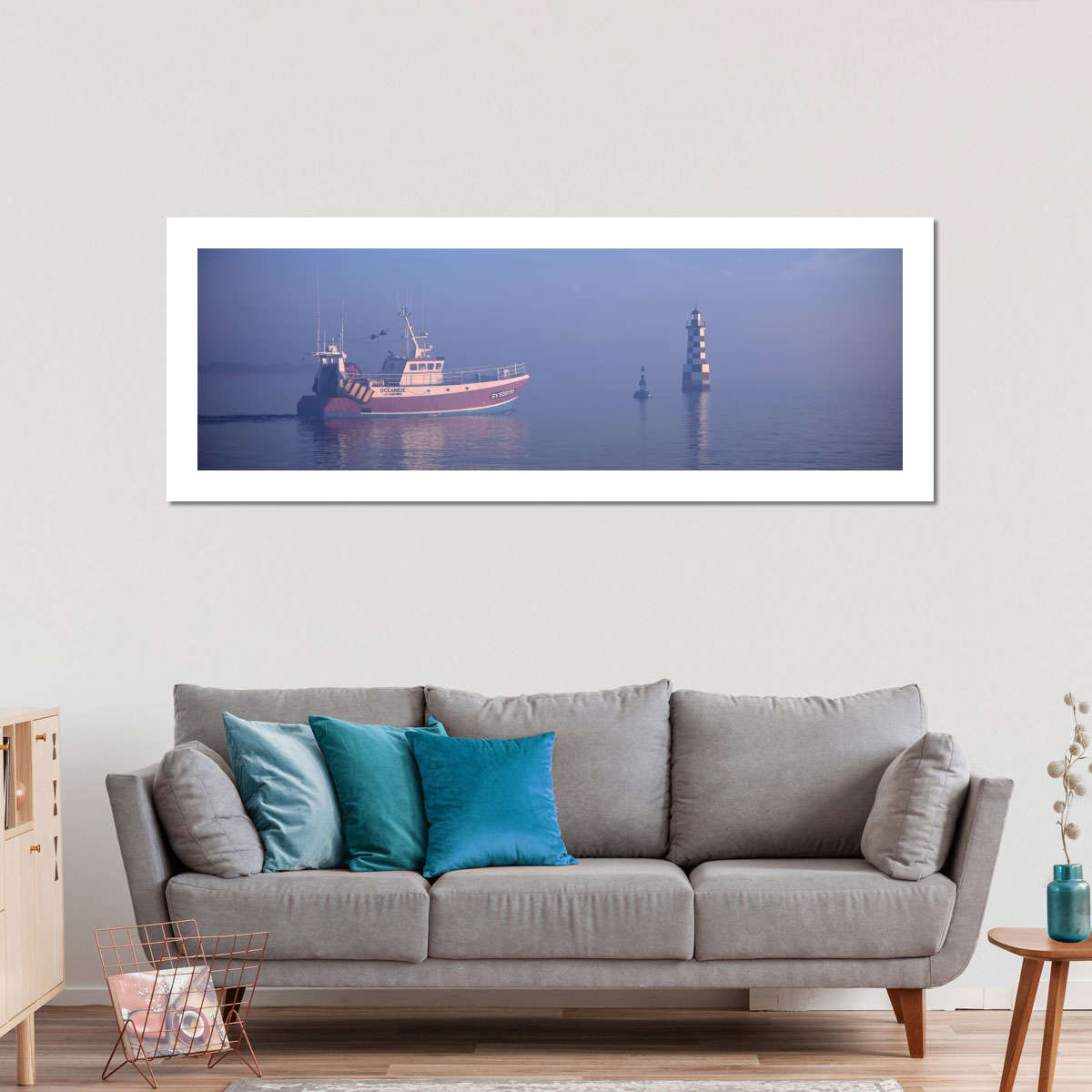 Frendorf | Misty Sunrise und Angelboot in Loctudy Wandkunst