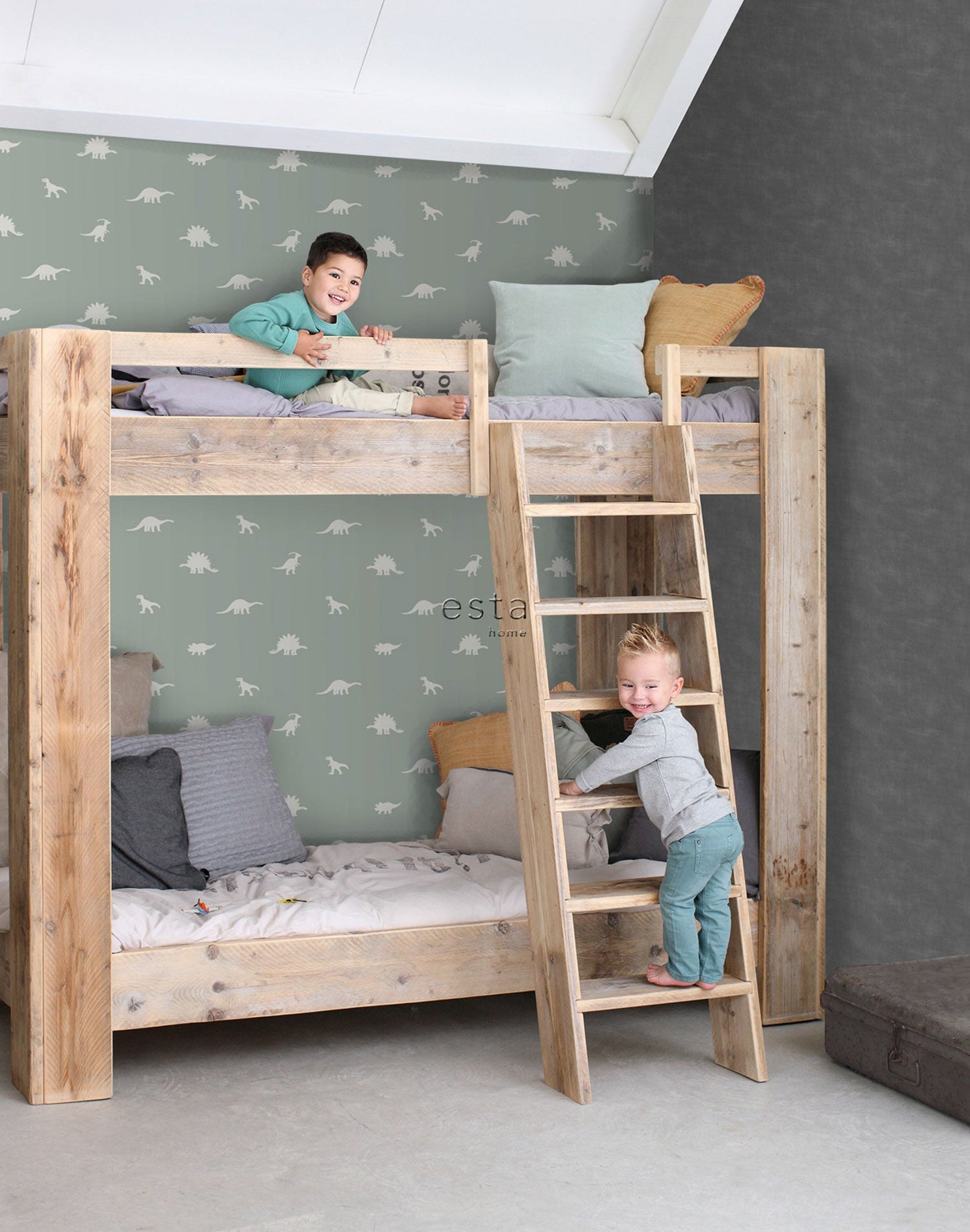 Frendorf | Grüne Kinder Tapete mit Dinosauriern 139284, Bis zum Mond und zurück, Esta Home