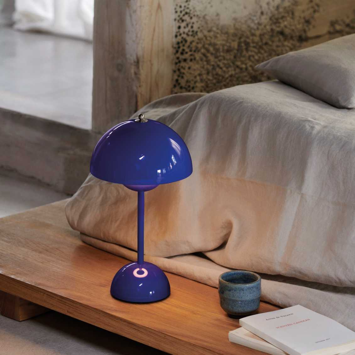 LED Tischlampe für ein stimmungsvolles Interieur | LunarGlow
