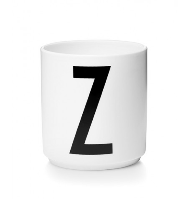 Frendorf | Personalisierter A-Z Becher Porzellan klassisch von Design Letters!