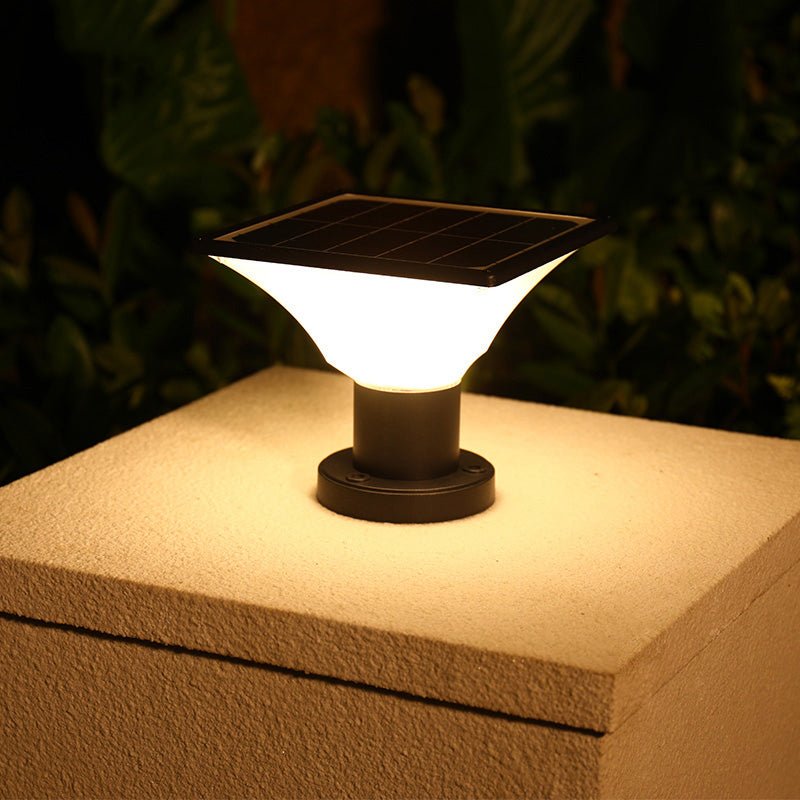 Frendorf | Erhellen Sie Ihr Freiluft mit unserer eleganten und langlebigen Solarlampe