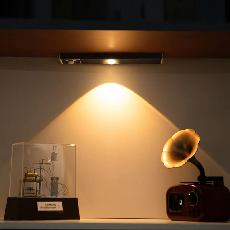 Frendorf | LumiShine Sensor Nachtlicht | Bewegungsmelder | Energiesparend | Kabelloses Design | 1+1 Aktion