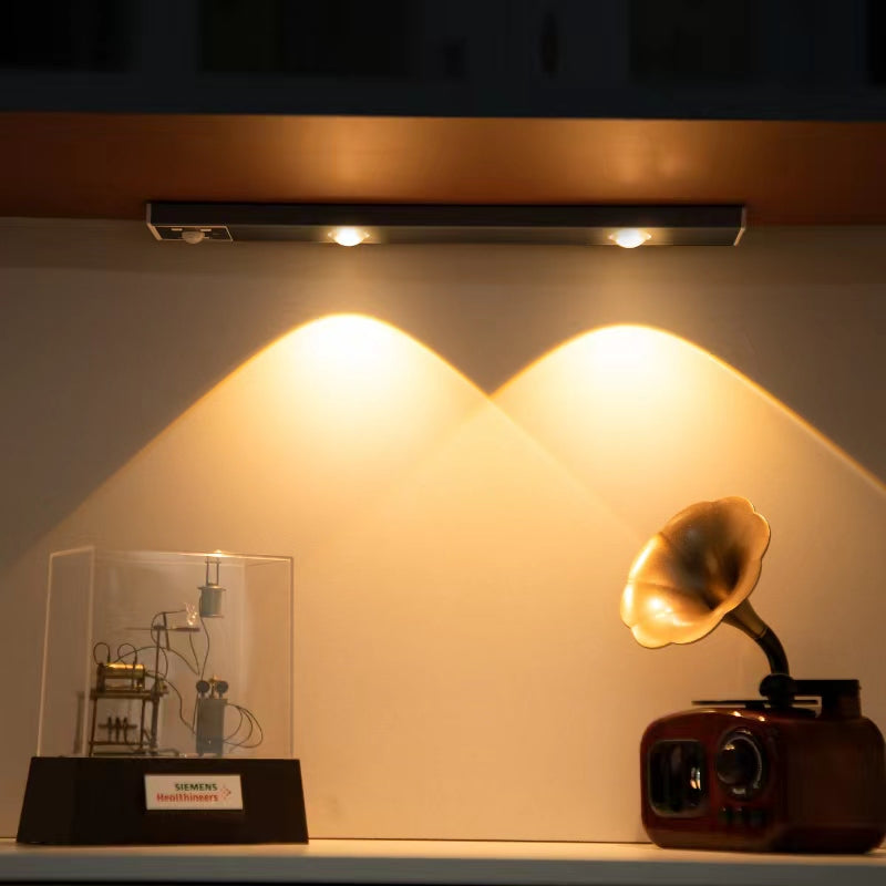 Frendorf | LumiShine Sensor Nachtlicht | Bewegungsmelder | Energiesparend | Kabelloses Design | 1+1 Aktion