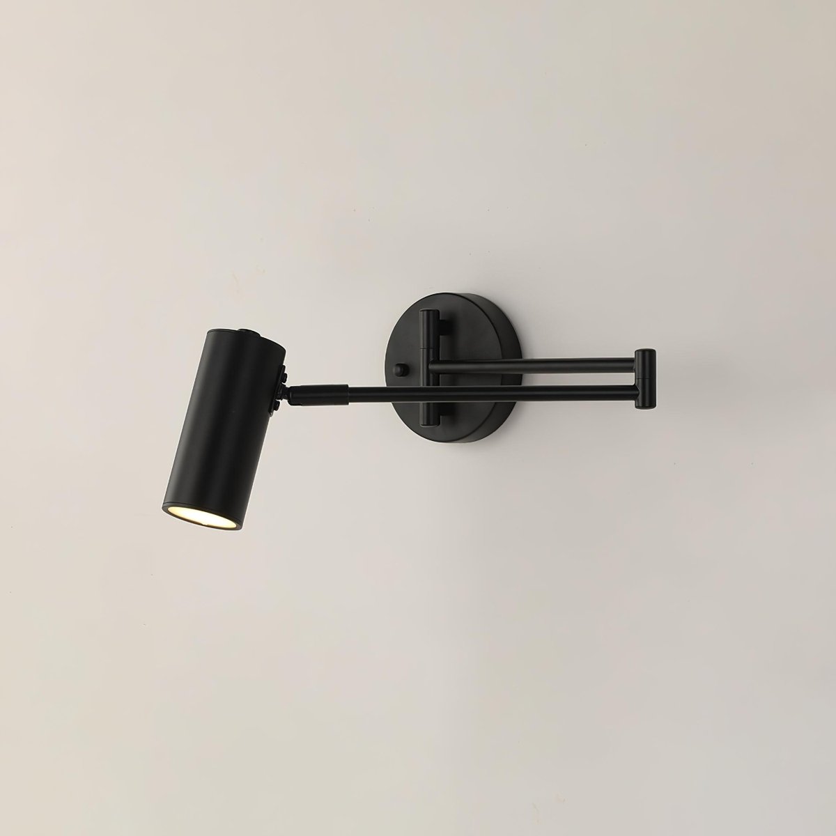 Frendorf | Elegante Eisen Wandlampe zur Beleuchtung und Dekoration Ihres Interieurs