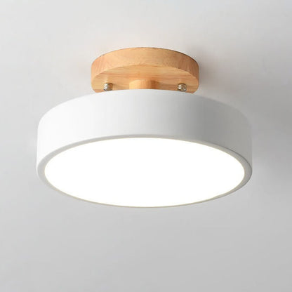 Nordic Log Runde LED-Halbunterputz-Deckenleuchte