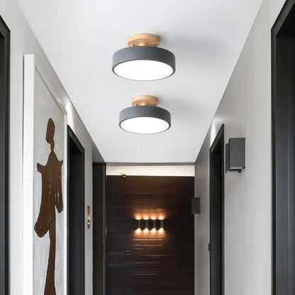 Nordic Log Runde LED-Halbunterputz-Deckenleuchte