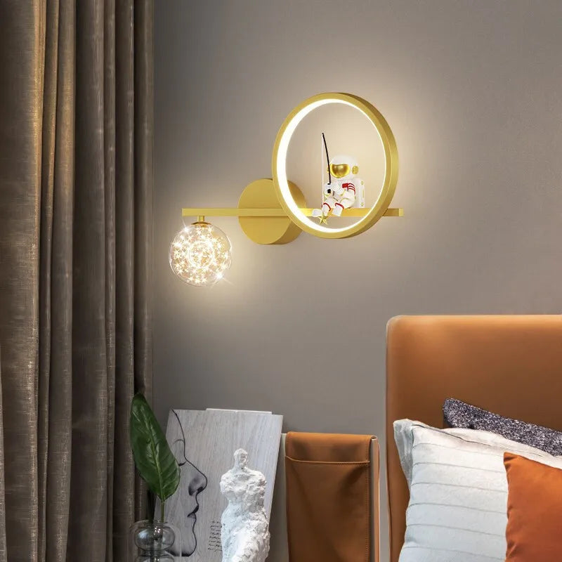 Moderne LED-Wandlampe im Weltraumstil für Kinderzimmer