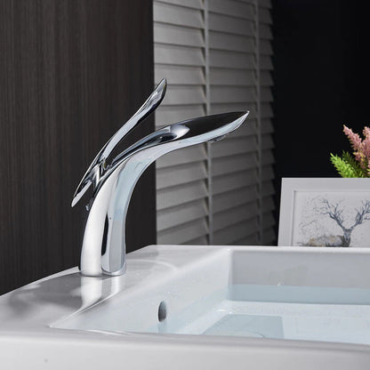 Luxuriöse moderne Badezimmerarmatur