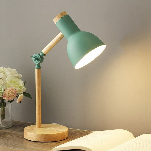 Nordische LED-Schreibtischlampe aus Holz