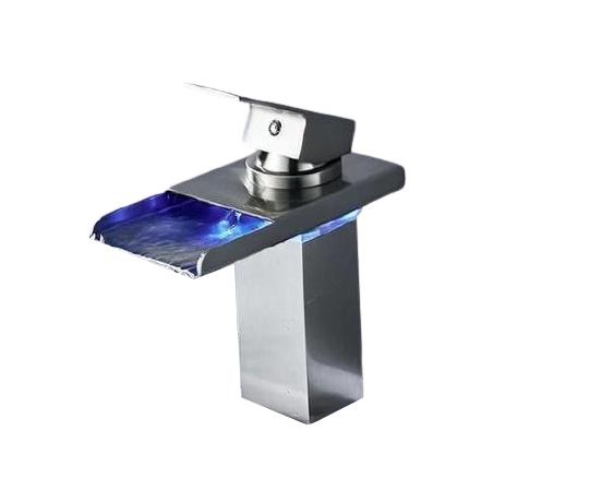Wasserfallauslauf mit Einhebelmischbatterie für Waschbecken mit LED-Licht